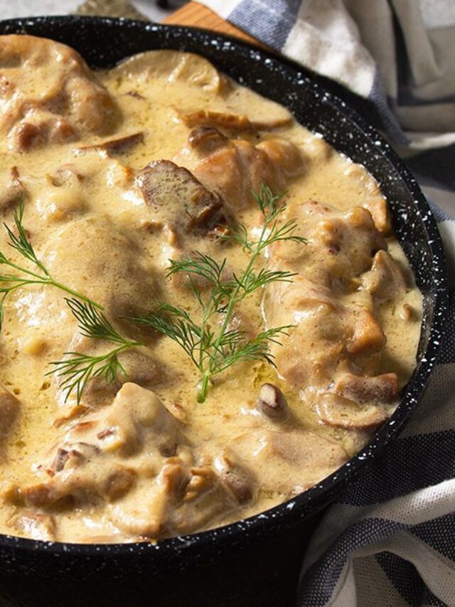 Creamy Spinach & Mushroom Chicken Recipe