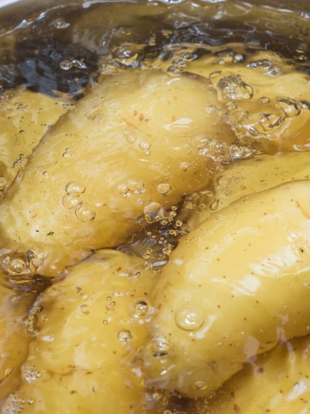 How Long Does It Take to Boil Potatoes?