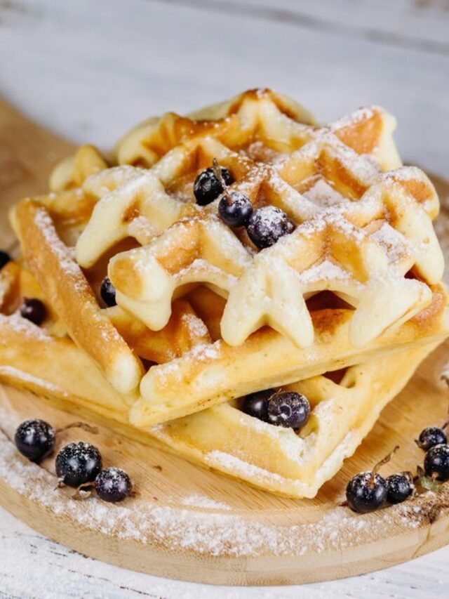 Crispy Waffles Recipe (Without Milk)