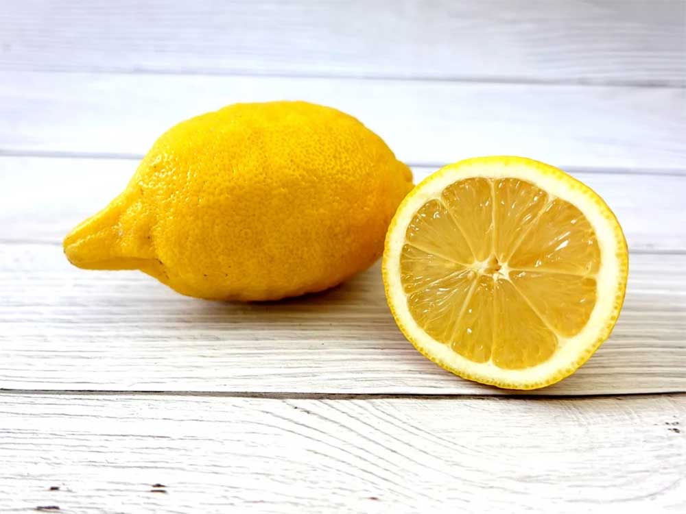 Limes vs. Lemons: What's the Difference? - The Kitchen Community