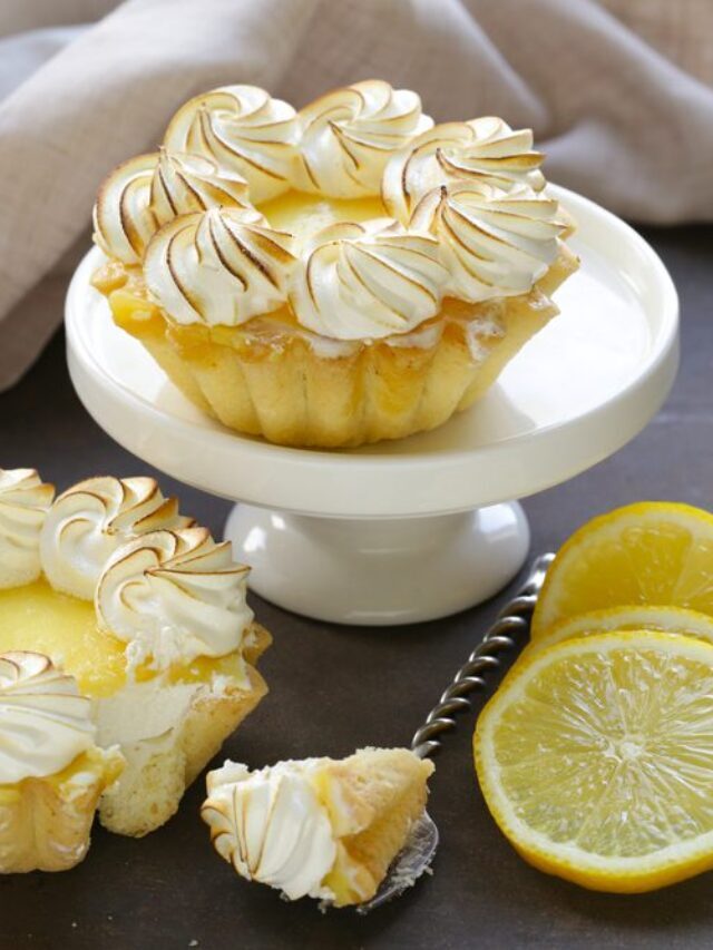 25 Delicious and Adorable Mini Desserts & Recipes