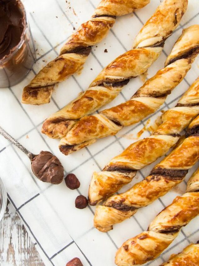 22 Best Puff Pastry Desserts (You’ll Love)