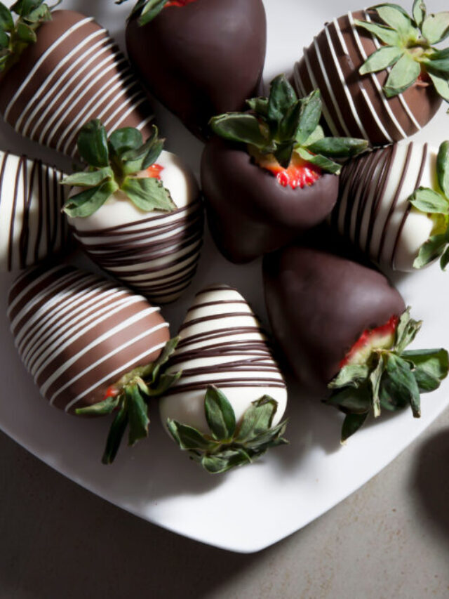 26 Super Easy 3-Ingredient Desserts (You’ll Love)
