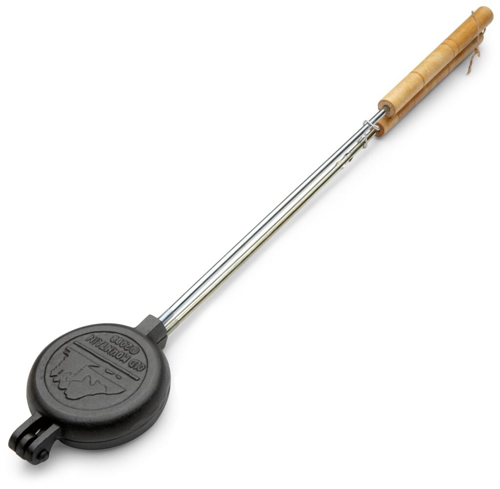 Uno Casa Cast Iron Pie Iron - Campfire Pie Iron Sandwich Maker with Detachable Handles, Camping Mountain Pie Iron - Pre-Seasoned Cast Iron Camp Cooker